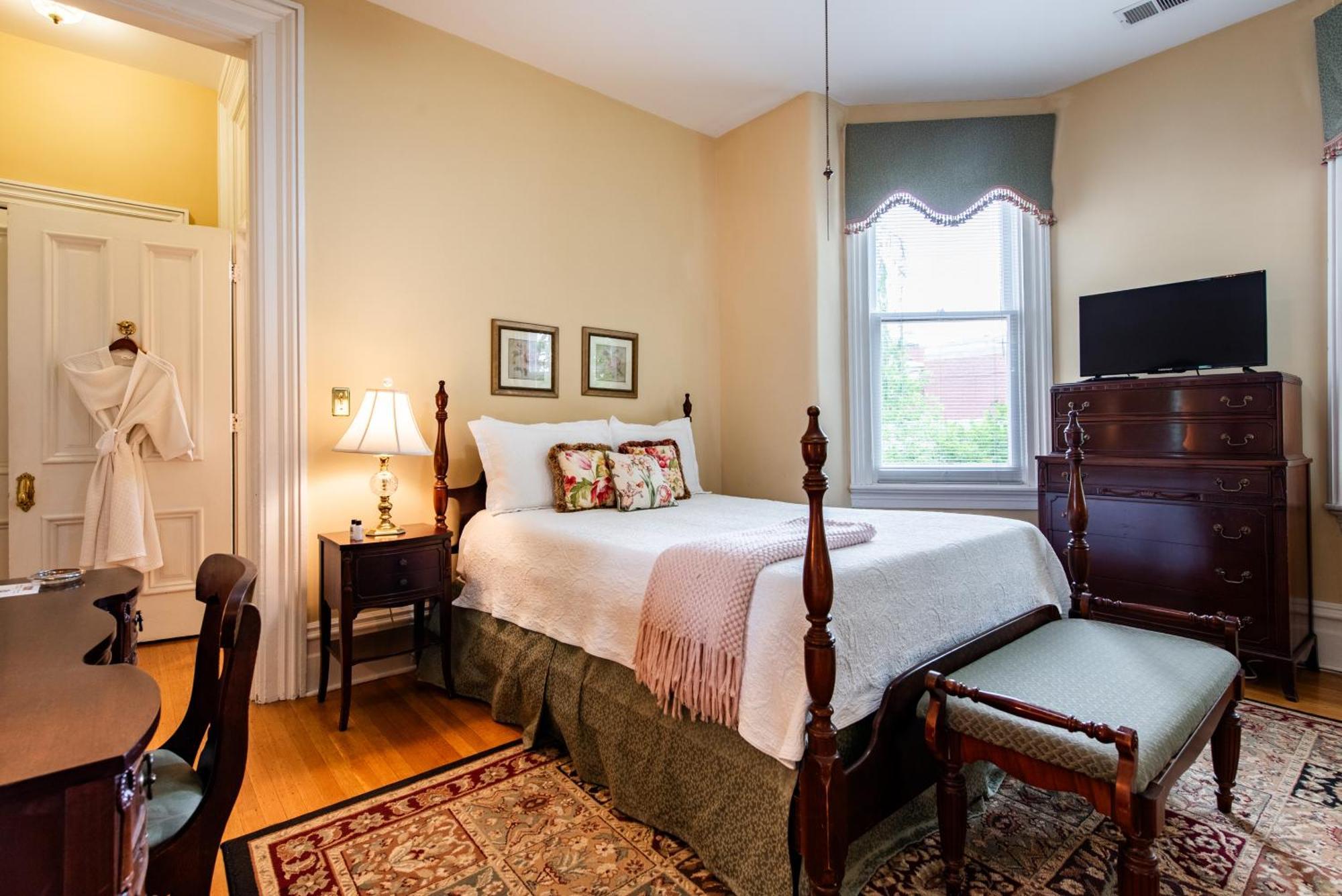 Dupont Mansion Bed & Breakfast Λούισβιλ Δωμάτιο φωτογραφία